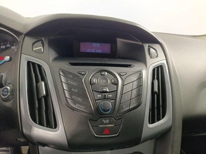 Седан Ford Focus 2011 года, 649900 рублей, Казань