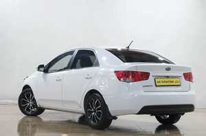 Седан Kia Cerato 2009 года, 549000 рублей, Новокузнецк