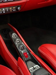 Кабриолет Ferrari F8 Spider 2021 года, 37990000 рублей, Павловская Слобода