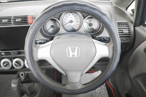 Хетчбэк Honda Fit 2006 года, 549000 рублей, Кемерово