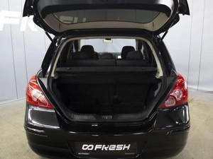 Хетчбэк Nissan Tiida 2007 года, 520000 рублей, Омск