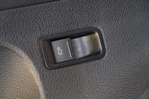 Седан Volkswagen Polo 2011 года, 719000 рублей, Омск