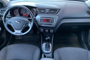 Хетчбэк Kia Rio 2016 года, 1050000 рублей, Солонцы
