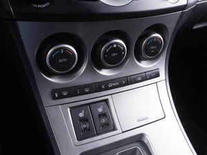 Седан Mazda 3 2010 года, 890000 рублей, Ростов-на-Дону