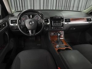 Внедорожник Volkswagen Touareg 2012 года, 1998000 рублей, Ставрополь