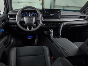 Седан Toyota Camry 2025 года, 4825000 рублей, Воронеж