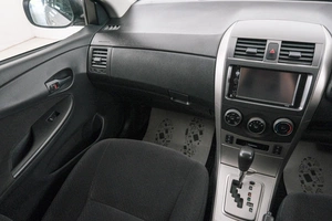 Универсал Toyota Corolla Fielder 2010 года, 949000 рублей, Красноярск