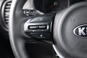 Хетчбэк Kia Rio X-Line 2019 года, 1649000 рублей, Оренбург