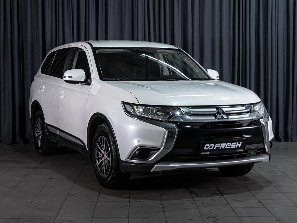 Внедорожник Mitsubishi Outlander 2018 года, 1820000 рублей, Волгоград