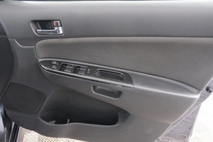 Минивэн Toyota Wish 2004 года, 869000 рублей, Красноярск