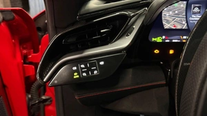 Кабриолет Ferrari SF90 Stradale 2021 года, 34000000 рублей, Павловская Слобода