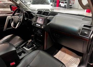 Внедорожник Toyota Land Cruiser Prado 2016 года, 3997000 рублей, Красноярск