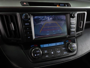 Внедорожник Toyota RAV4 2017 года, 2119000 рублей, Тюмень