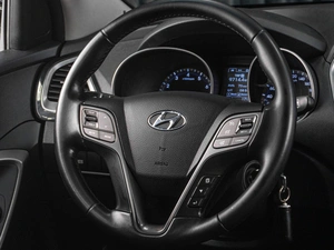 Внедорожник Hyundai Santa Fe 2015 года, 1749000 рублей, Тюмень
