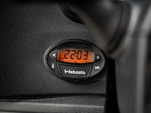 Седан Toyota Corolla 2019 года, 2000000 рублей, Красноярск
