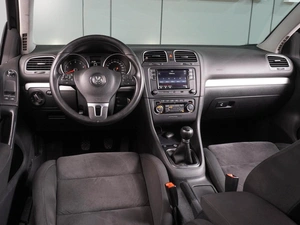 Хетчбэк Volkswagen Golf 2011 года, 899000 рублей, Воронеж