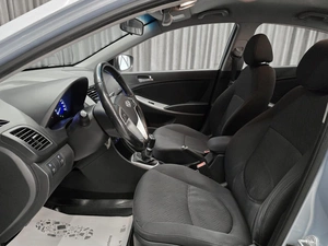 Седан Hyundai Solaris 2011 года, 599000 рублей, Красноярск