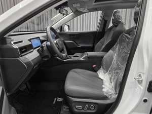 Внедорожник Toyota RAV4 2026 года, 3999000 рублей, Красноярск