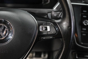 Внедорожник Volkswagen Tiguan 2019 года, 2669000 рублей, Новокузнецк