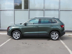Внедорожник Skoda Karoq 2020 года, 2429000 рублей, Брянск