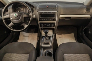 Лифтбек Skoda Octavia 2012 года, 919000 рублей, Челябинск