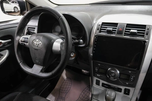 Седан Toyota Corolla 2012 года, 1049000 рублей, Новокузнецк
