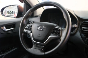 Седан Hyundai Solaris 2021 года, 1379000 рублей, Омск