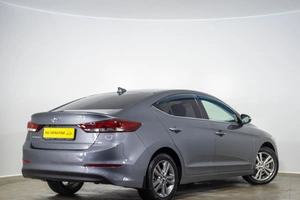 Седан Hyundai Elantra 2018 года, 1449000 рублей, Оренбург