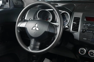 Внедорожник Mitsubishi Outlander 2008 года, 1049000 рублей, Тюмень