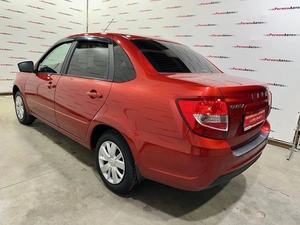 Седан ВАЗ (LADA) Granta 2022 года, 690000 рублей, Красноярск