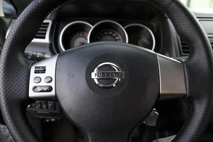 Седан Nissan Tiida 2010 года, 629000 рублей, Ульяновск