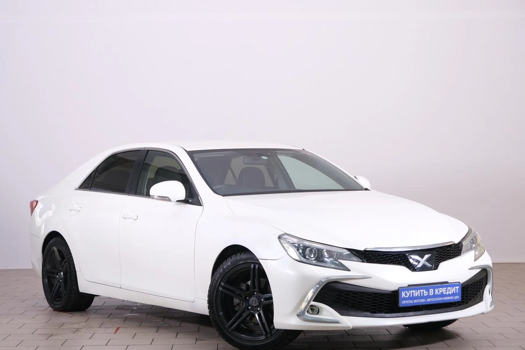 Седан Toyota Mark X 2015 года, 2099000 рублей, Омск