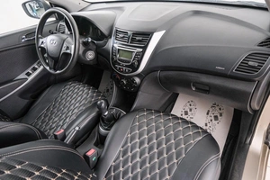 Седан Hyundai Solaris 2011 года, 759000 рублей, Красноярск