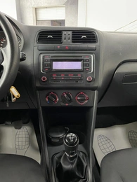 Седан Volkswagen Polo 2013 года, 687000 рублей, Солонцы