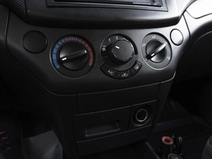 Седан Chevrolet Aveo 2010 года, 479000 рублей, Саратов