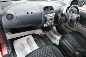 Хетчбэк Toyota Passo 2004 года, 359000 рублей, Омск