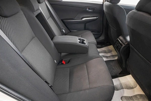 Седан Toyota Camry 2016 года, 2319000 рублей, Барнаул