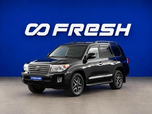Внедорожник Toyota Land Cruiser 2013 года, 2999444 рублей, Москва