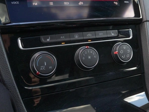 Хетчбэк Volkswagen Golf GTI 2019 года, 3100000 рублей, Краснодар