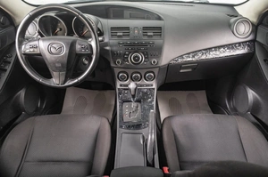 Седан Mazda 3 2011 года, 899000 рублей, Томск