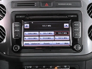 Внедорожник Volkswagen Tiguan 2015 года, 1649000 рублей, Аксай