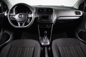 Седан Volkswagen Polo 2019 года, 1069000 рублей, Сургут