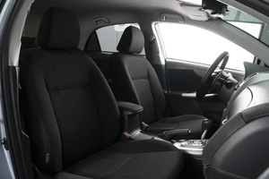 Седан Toyota Corolla 2008 года, 930000 рублей, Омск