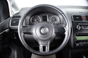 Минивэн Volkswagen Touran 2010 года, 879000 рублей, Пермь
