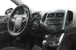 Седан Chevrolet Aveo 2012 года, 599000 рублей, Новокузнецк