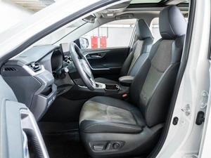 Внедорожник Toyota RAV4 2024 года, 4255000 рублей, Ставрополь