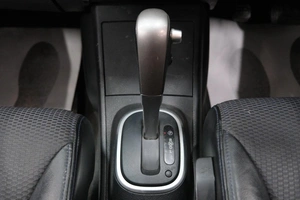 Седан Nissan Tiida 2005 года, 369000 рублей, Омск