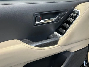 Внедорожник Toyota Land Cruiser 2021 года, 10300000 рублей, Абакан