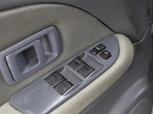 Внедорожник Toyota Land Cruiser Prado 2001 года, 1070000 рублей, Омск