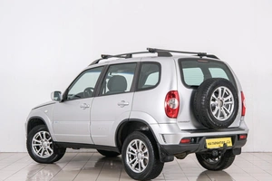 Внедорожник Chevrolet Niva 2011 года, 599000 рублей, Красноярск